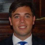 Ingegnere informatico impartisce lezioni di matematica